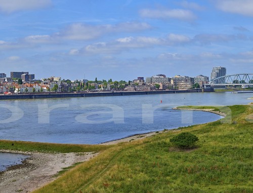 Panorama Nijmegen vanaf de verkeersbrug