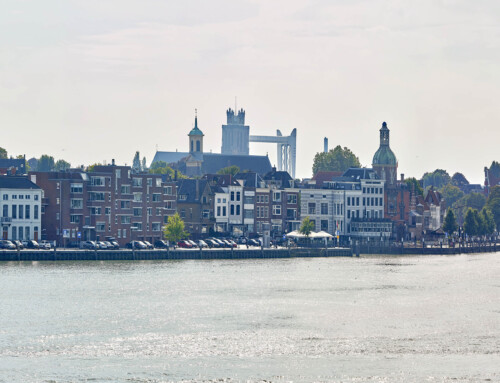 In opdracht voor Trendco  Dordrecht een panoramafoto gemaakt van het kantoor met de naam op het gebouw . Foto wordt gebruikt op o.a. panelen met geluiddemping