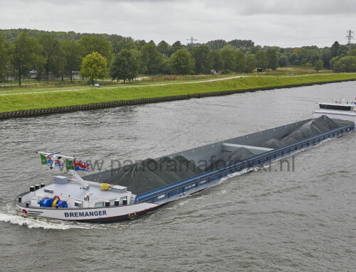 Bremanger nieuwbouwschip gefotografeerd OOK als panoramafoto!