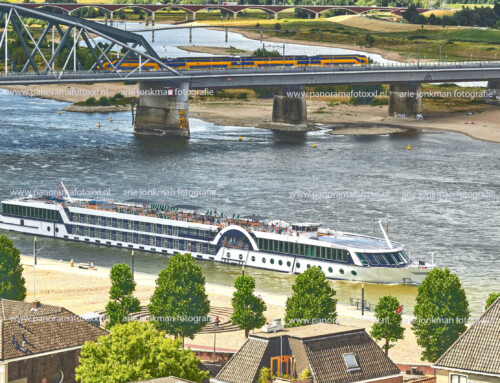 Dutch Grace opvarend aan Nijmegen